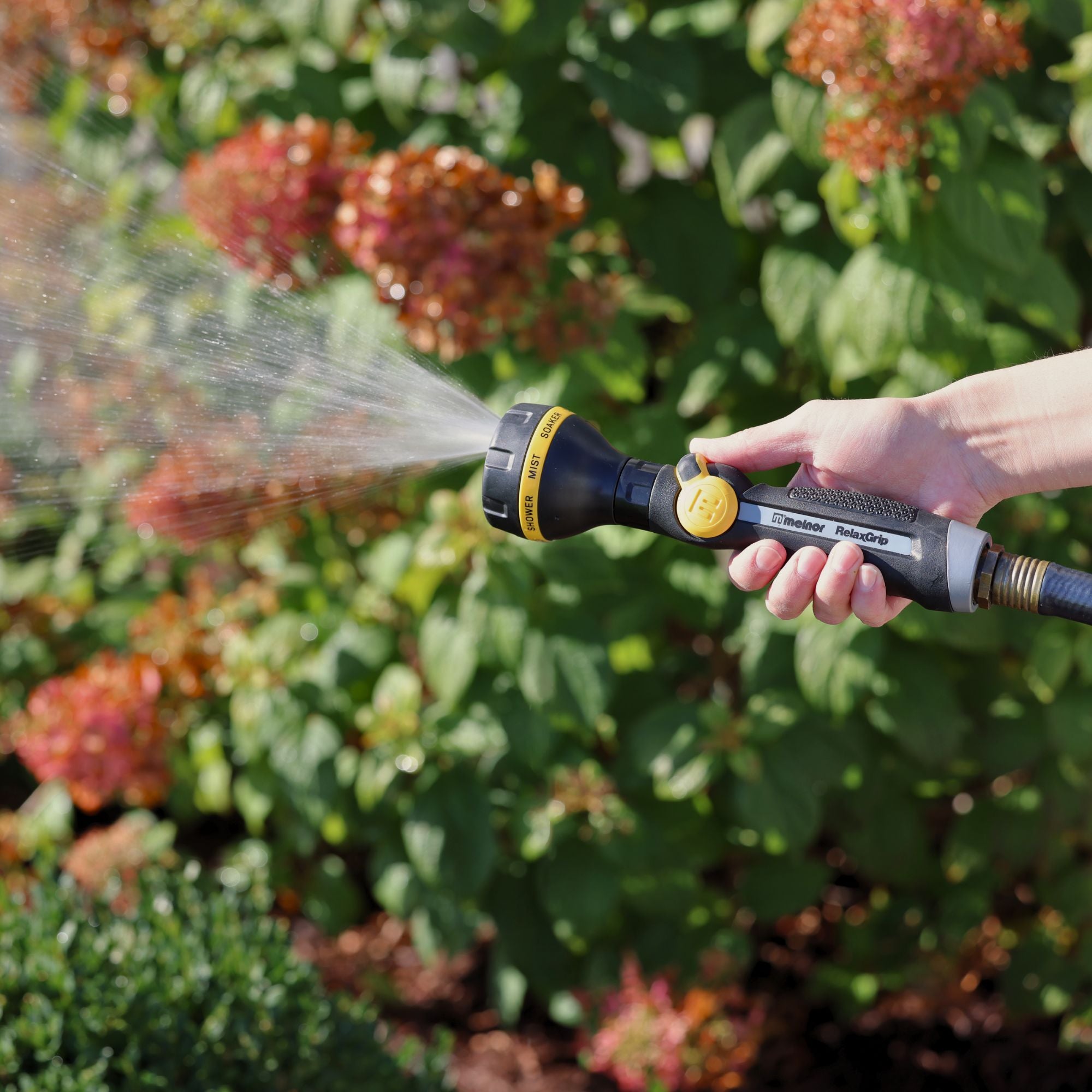 RelaxGrip® Thumb-Control Straight 8-Pattern Nozzle – Melnor